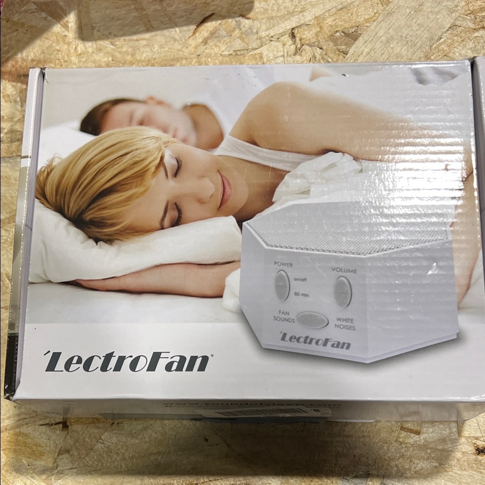 Lectrofan white adaptive sound technology